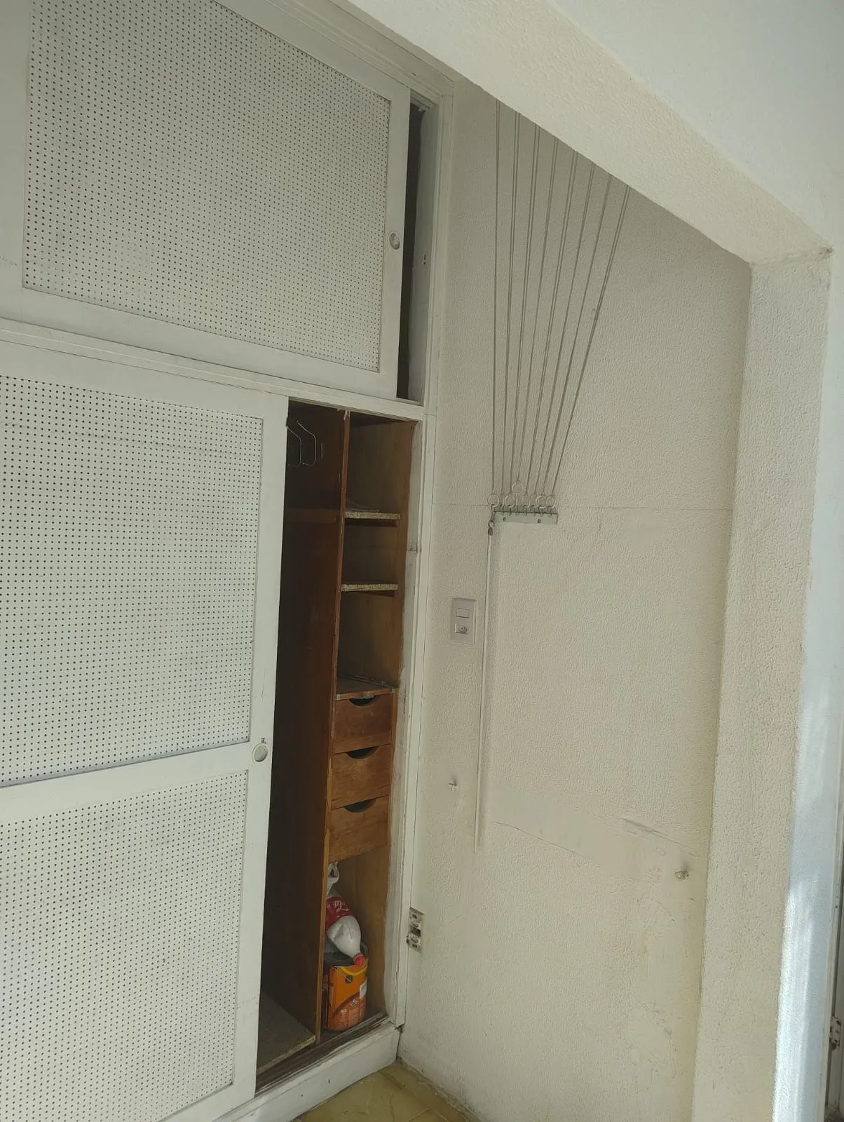Imagem APTO DE 03 DORMOTÓRIOS SACADA. COM ELEVADOR . NO BOM - FIM RIO BRANCO