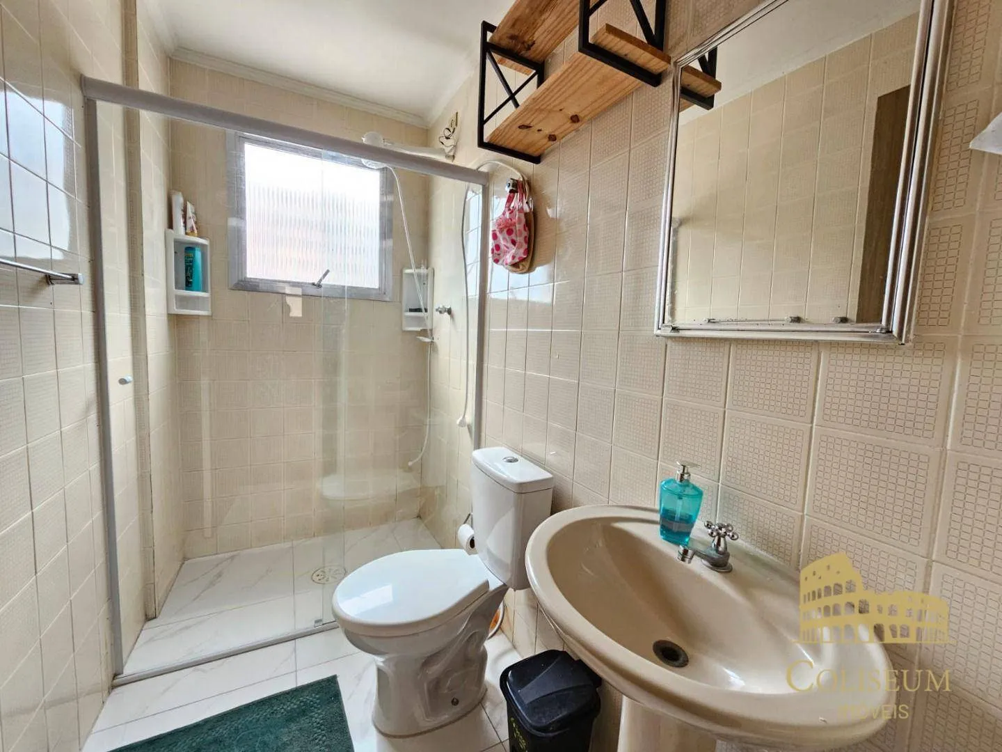 Imagem Apartamento com 1 dormitório à venda, 48 m² por R$ 265.000,00 - Vila Assunção - Praia Grande/SP