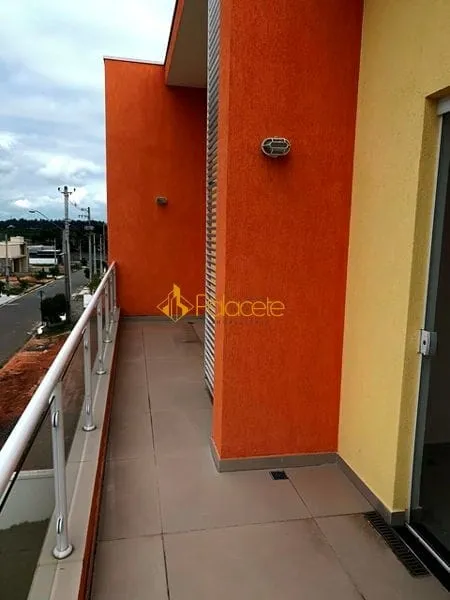 Imagem Casa à venda 3 Quartos, 1 Suite, 4 Vagas, 258.5M², Campo Alegre, Pindamonhangaba - SP | Condomínio Moema Ville