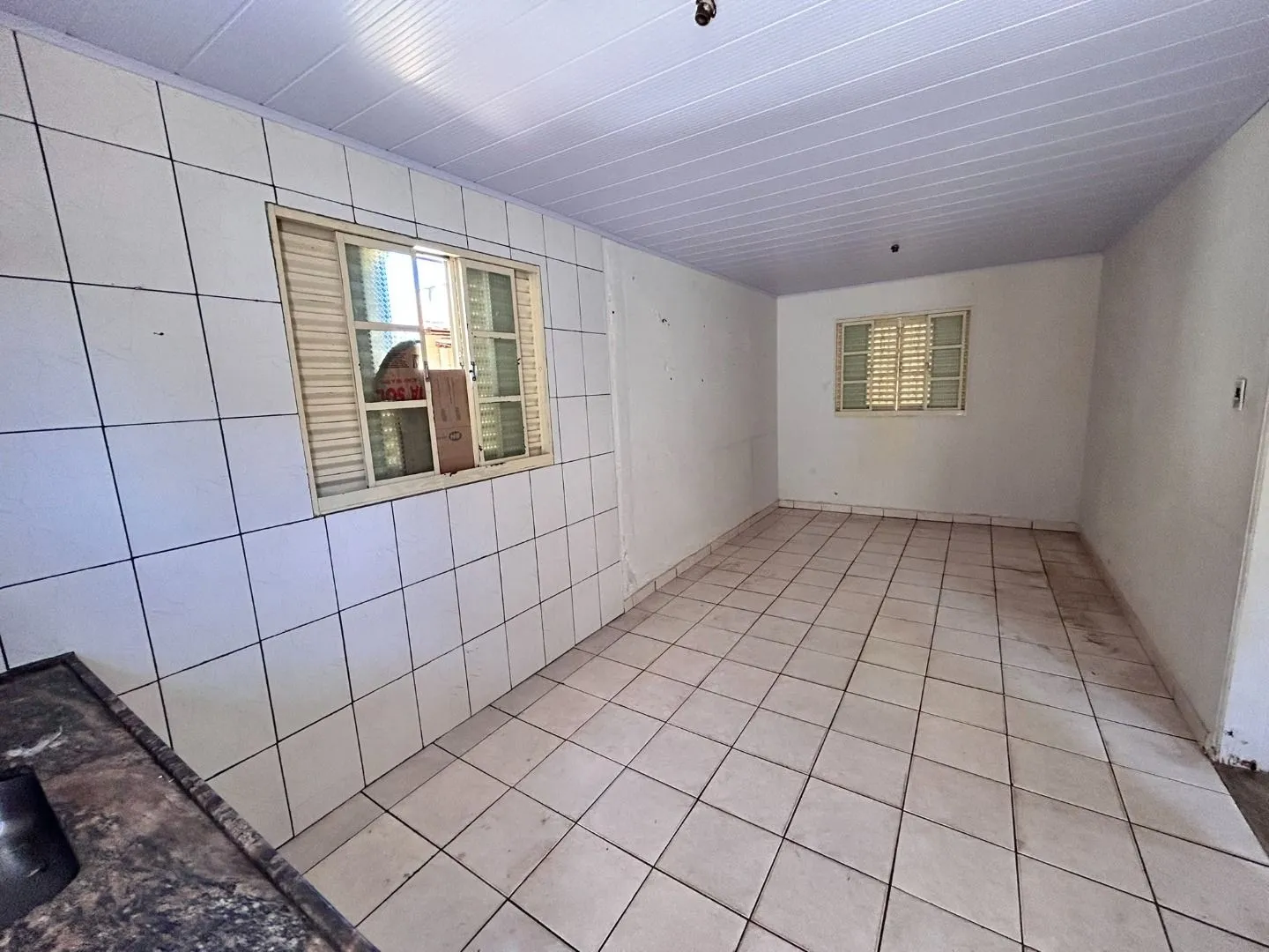 Imagem Casa com 2 dormitórios para alugar, 100 m² por R$ 1.300,00/mês - Boa Vista - Patos de Minas/MG
