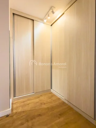 Imagem Casa de Condomínio à venda na Chácara da Barra em Campinas!!

No térreo, ampla sala para 2 ambie...
