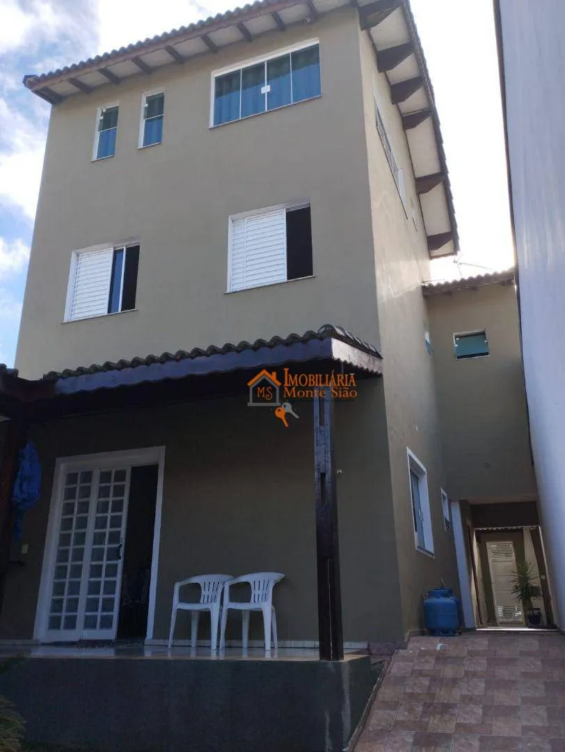 Foto do imóvel Sobrado com 3 dormitórios à venda, 220 m² por R$ 680.000,00 - Vila Caputera - Mogi das Cruzes/SP