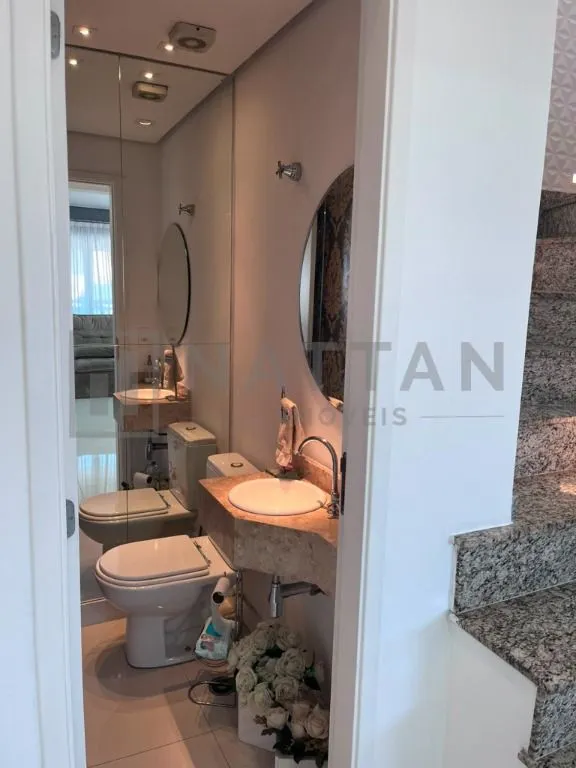 Imagem Apartamento com 4 dormitórios, 2 suítes, 264 m², 3 vagas e varanda com churrasqueira