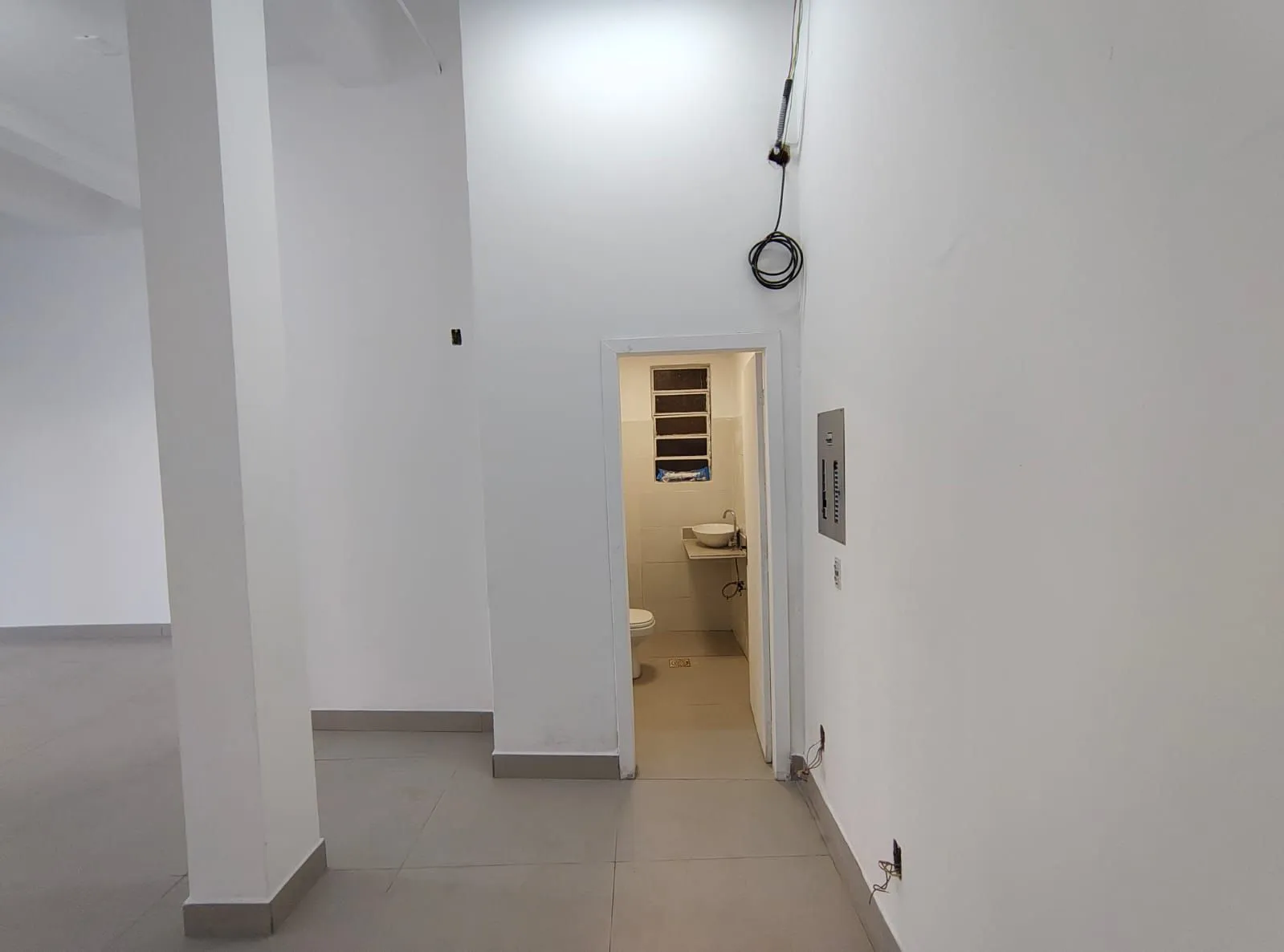 Imagem Vende-se loja com 100 m² - Floresta