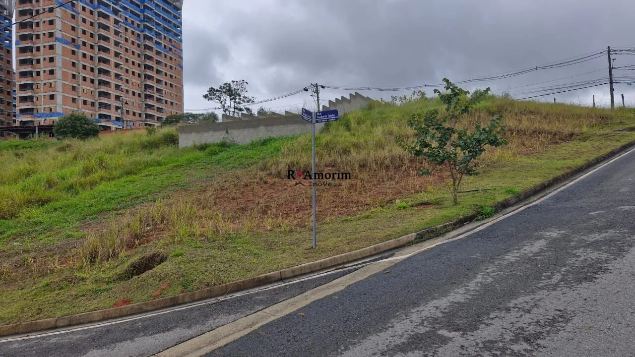 Imagem Terreno em condominio a venda em Jandira/SP, com projeo aprovado
