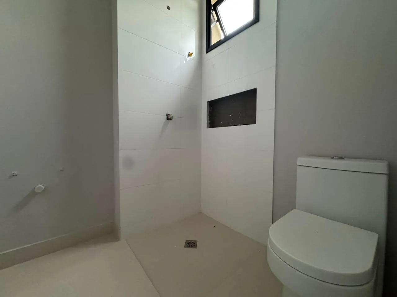 Imagem Apartamento à venda com 92.9m2 por R$ 1.600.384,00