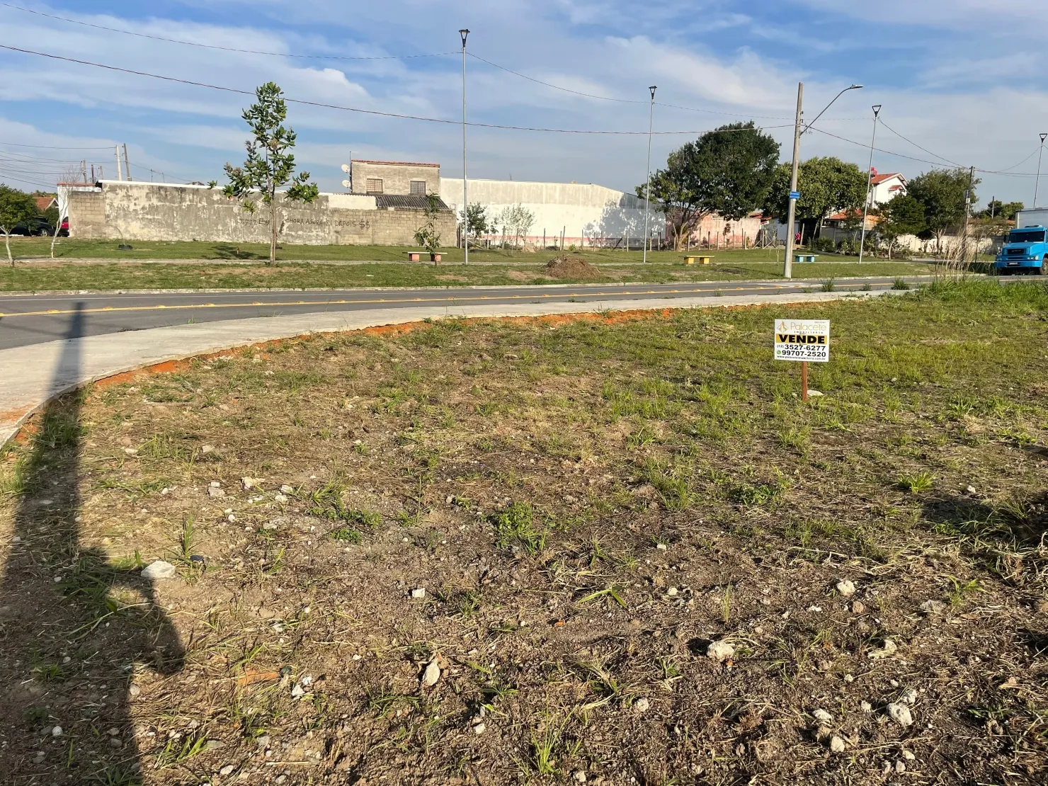 Imagem Loteamento à Venda, Residencial e Comercial Portal dos Eucaliptos, Pindamonhangaba, SP