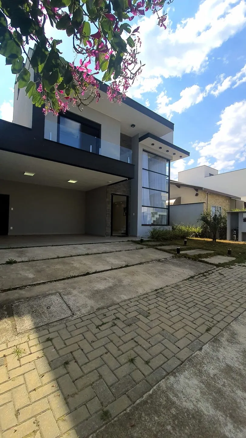 Foto do imóvel Casa à venda 3 Quartos, 2 Suites, 2 Vagas, 300M², Piracangaguá, Taubaté - SP | Condomínio Ouroville