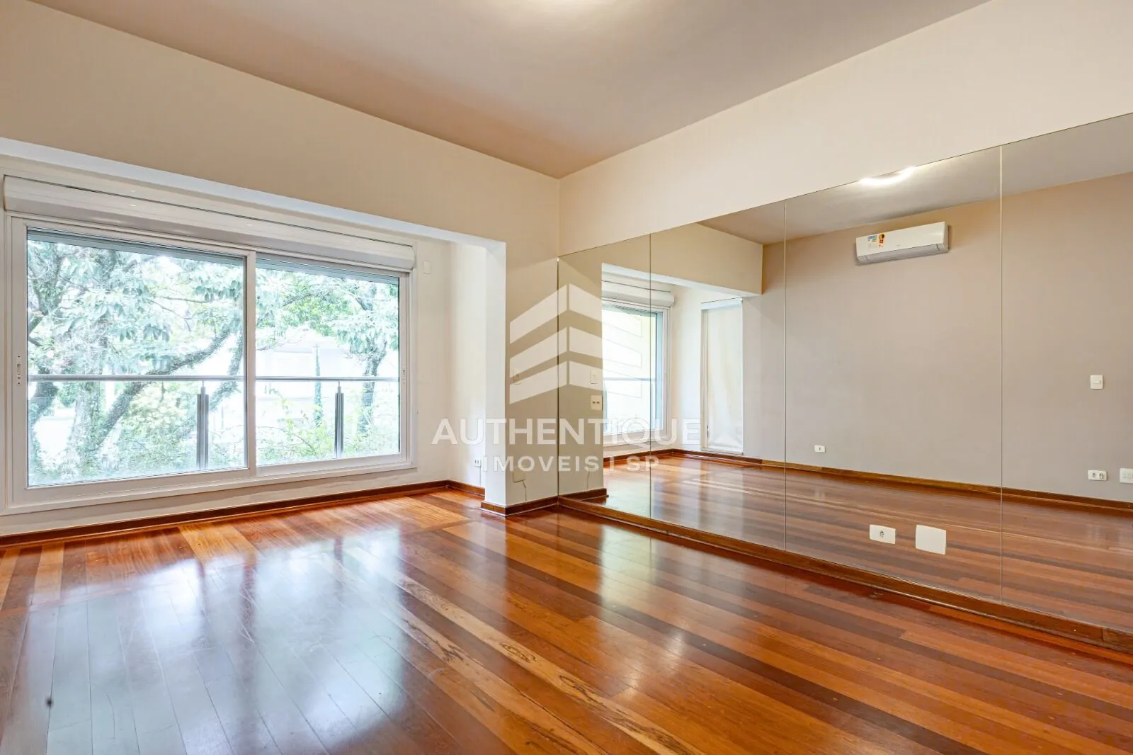 Imagem Sociedade Amigos do Horizontown Residence - Casa à venda no bairro Jardim Leonor - São Paulo/SP, Zona Sul
