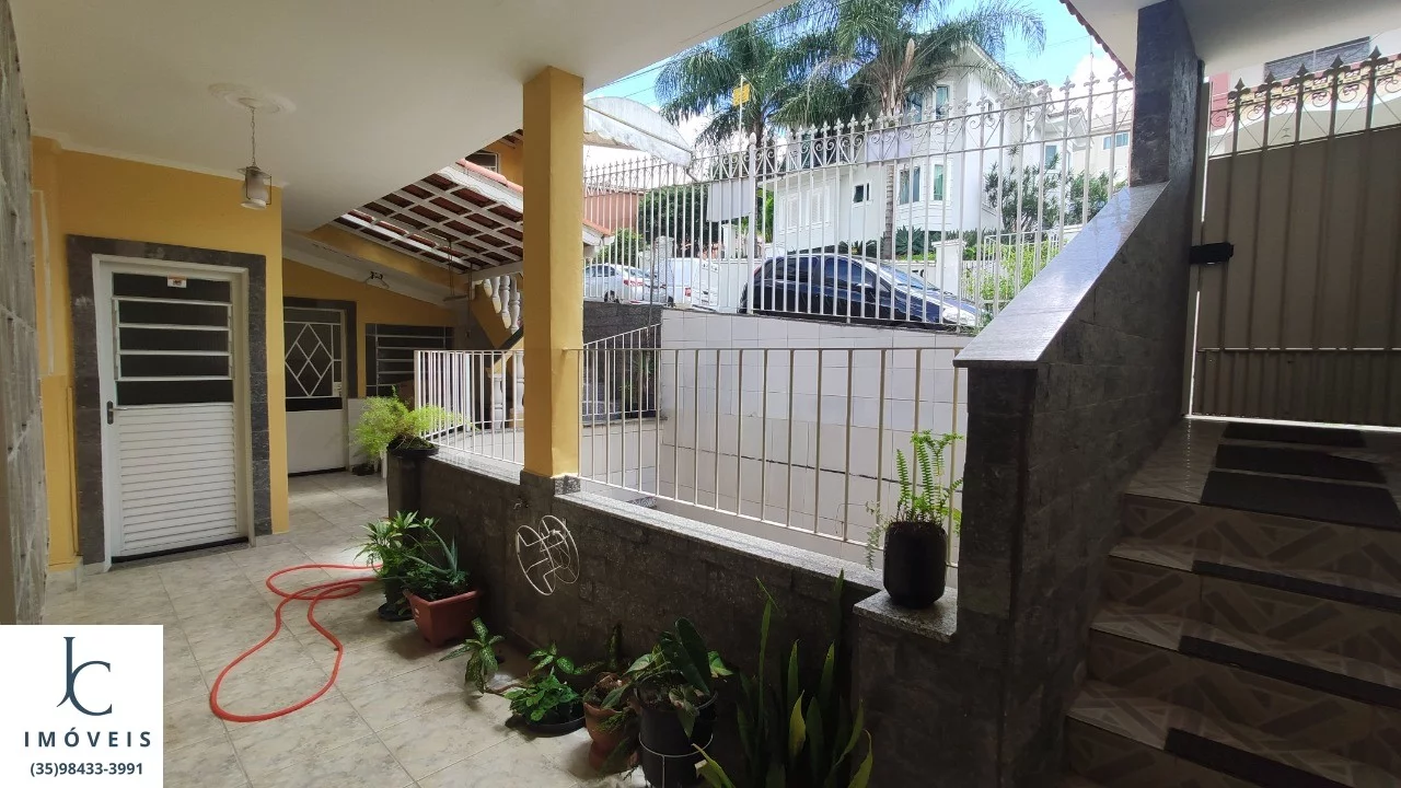 Imagem CASA RESIDENCIAL em SÃO LOURENÇO - MG, Centro