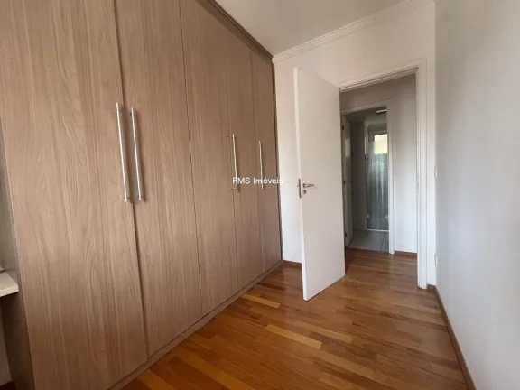 Imagem Apartamento à venda em São Paulo. Bairro Bela Vista: 3 quartos, 1 suíte, 1 sala, 2 banheiros, 1 vaga, 66m².