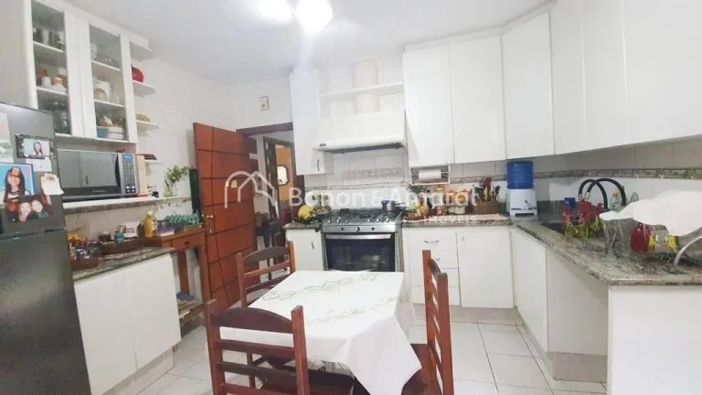 Imagem Casa para venda no bairro Jardim Conceição em Campinas.
Casa térrea com 3 quartos, sendo 1 suíte...