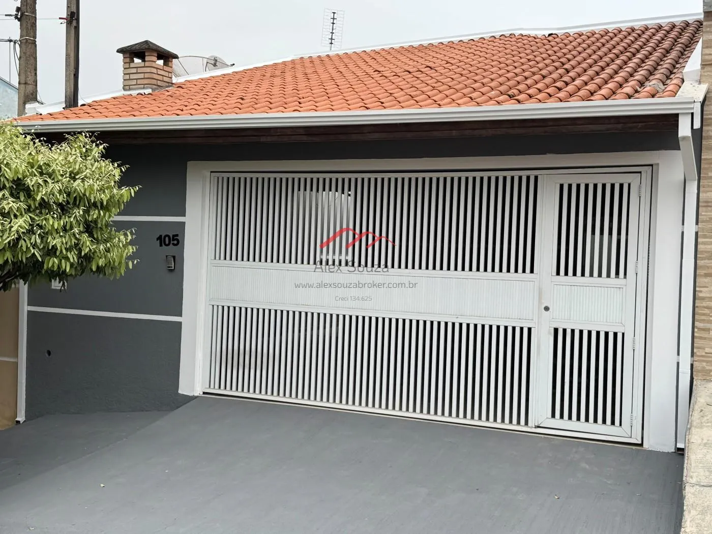 Imagem Casa para Venda em Indaiatuba, Jardim Paulista I, 3 dormitórios, 1 suíte, 2 banheiros, 2 vagas