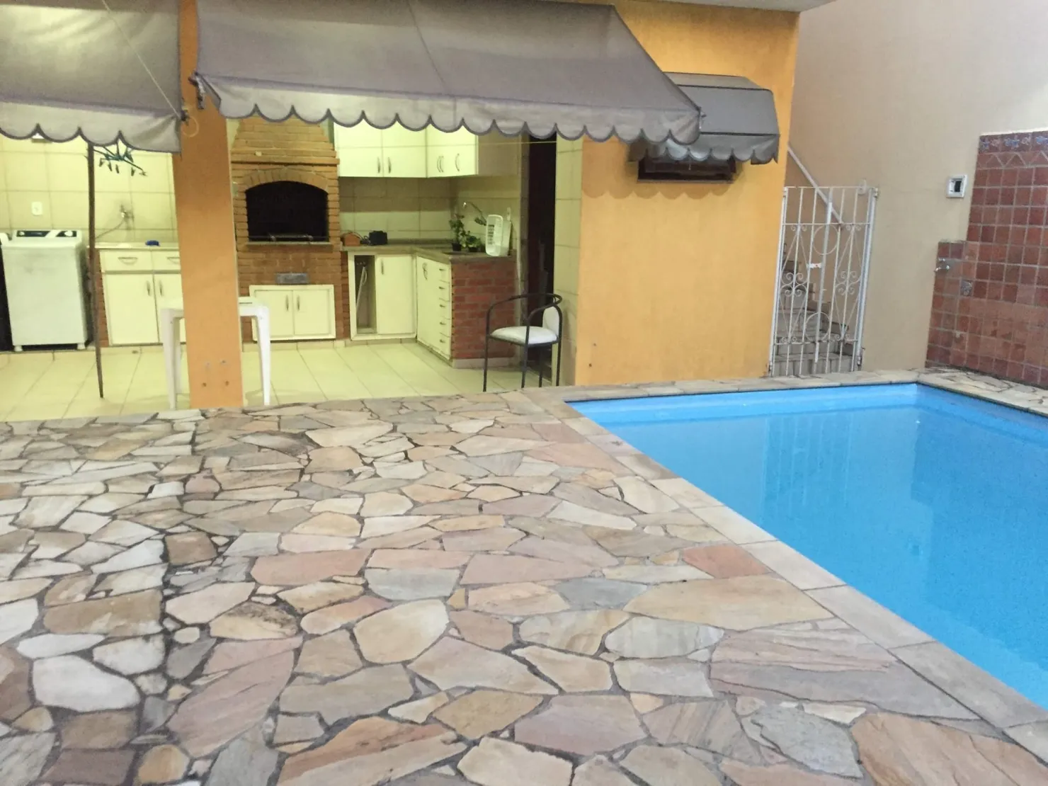 Imagem Casa à venda 2 Quartos, 2 Suites, 2 Vagas, 250M², Jardim Santa Luzia, Pindamonhangaba - SP