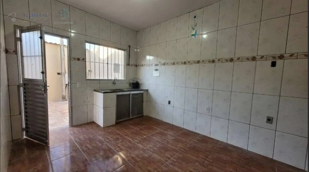 Imagem Amplo Sobrado com Suíte, Edícula e Quintal com Churrasqueira