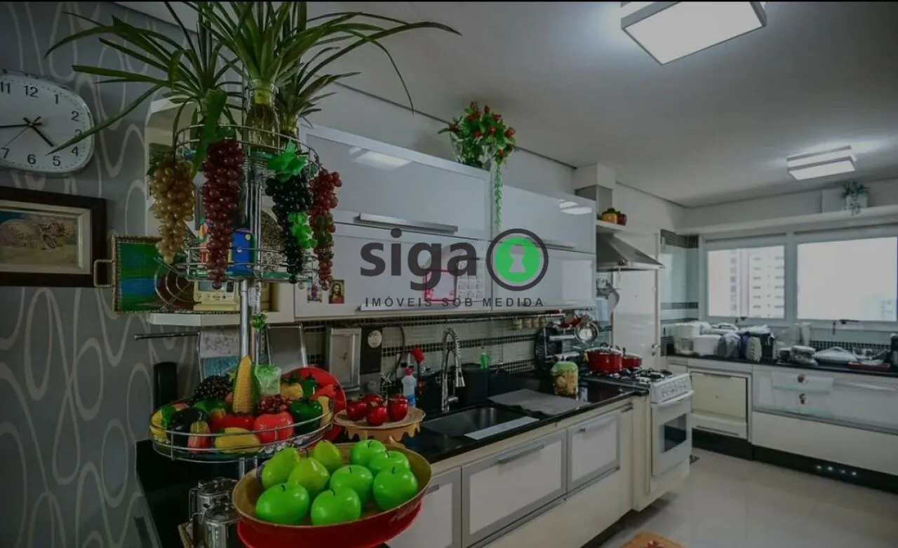 Imagem Apartamento Mobiliado de Alto Padrão com 3 Dormitórios, 3 Vagas e Infraestrutura Completa no Morumbi