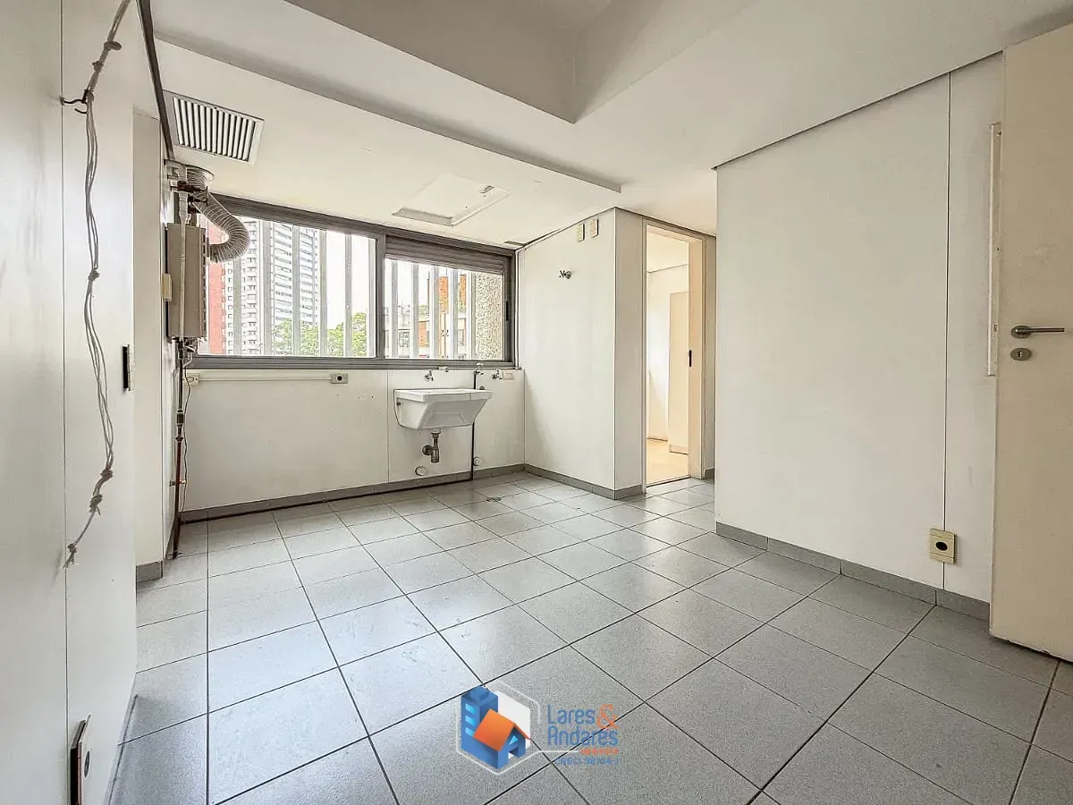 Imagem Apartamento para venda em Jardim Londrina com 4 quartos, sendo 2 suítes, 277m²