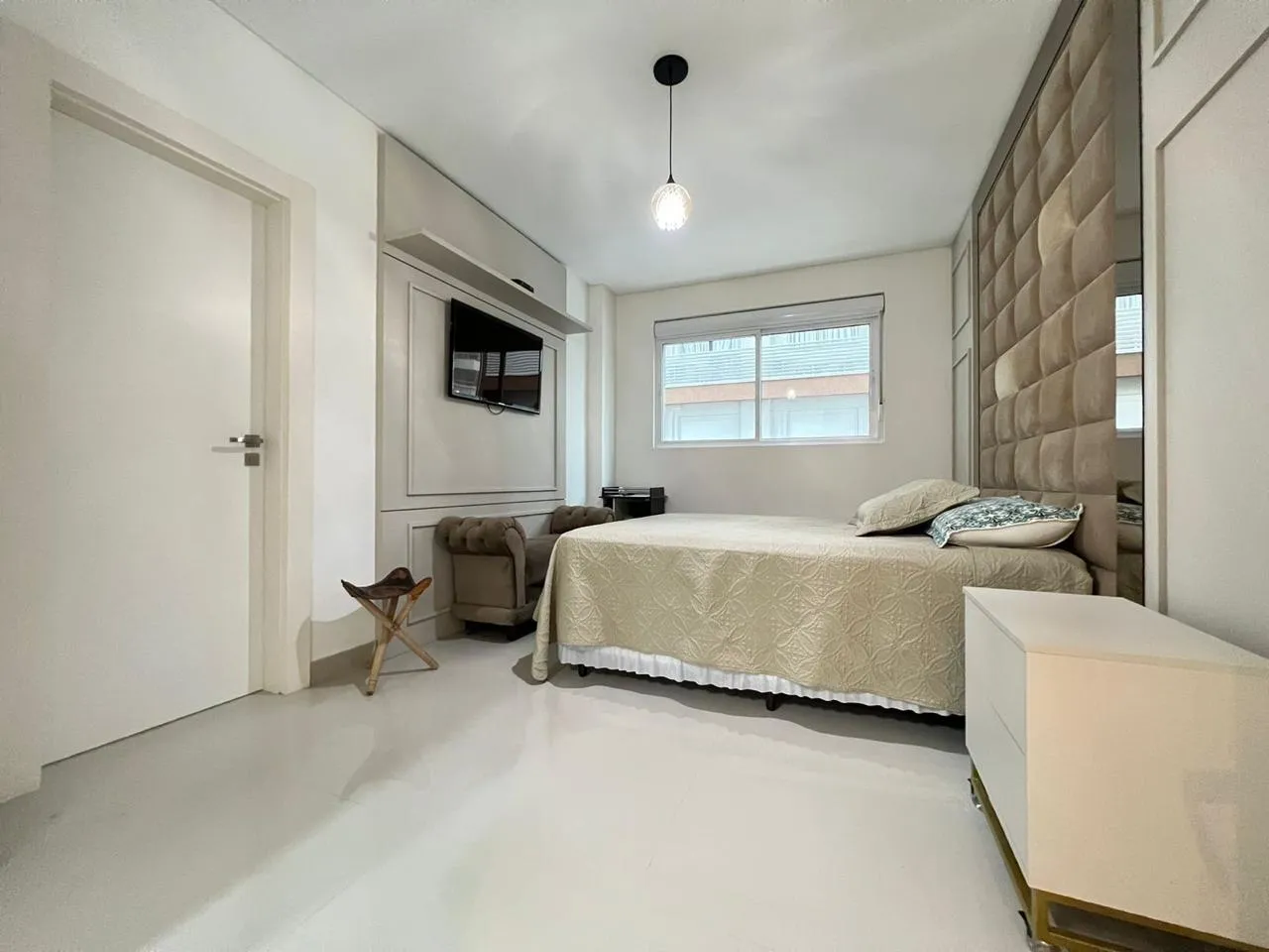 Imagem Apartamento à venda com 150m2 por R$ 1.950.000,00