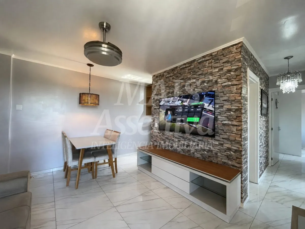 Imagem Excelente apartamento à venda - 3 Dormitórios, semi mobiliado e com sacada!