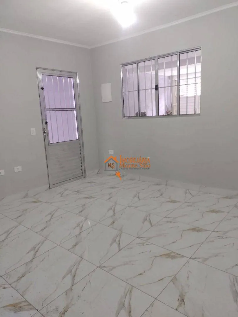 Imagem Sobrado com 2 dormitórios à venda, 100 m² por R$ 250.000,00 - Parque Mikail - Guarulhos/SP