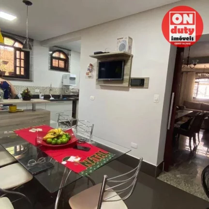 Imagem Sobrado com 3 dormitórios à venda, 200 m² por R$ 1.500.000,00 - Boqueirão - Santos/SP