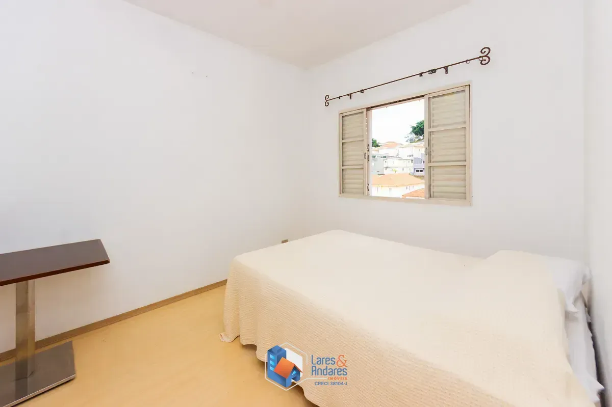 Imagem Casa para venda em Vila Morse com 9 quartos, sendo 3 suítes, 643m²