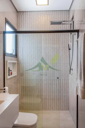 Imagem Linda Casa à Venda em Condomínio Fechado em Atibaia