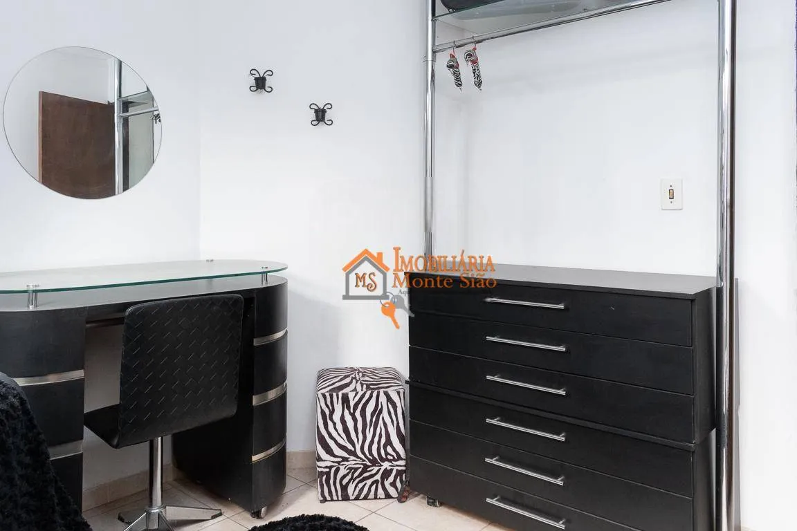 Imagem Sobrado com 4 dormitórios à venda, 300 m² por R$ 990.000,00 - Parque Continental II - Guarulhos/SP