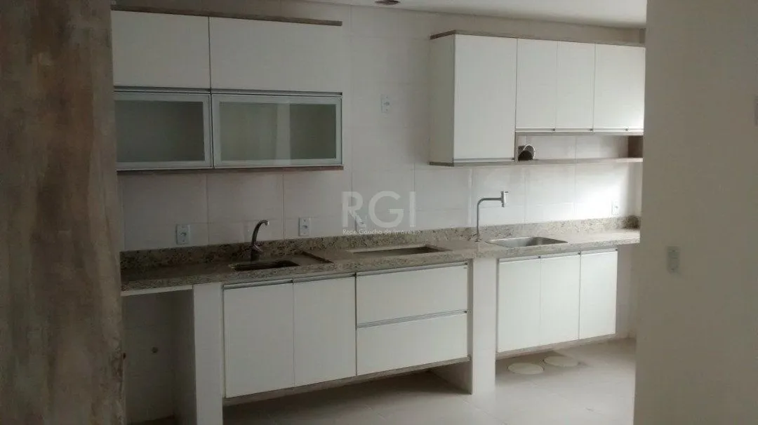 Imagem Casa para Venda - 194.46m², 3 dormitórios, sendo 1 suites, Hípica