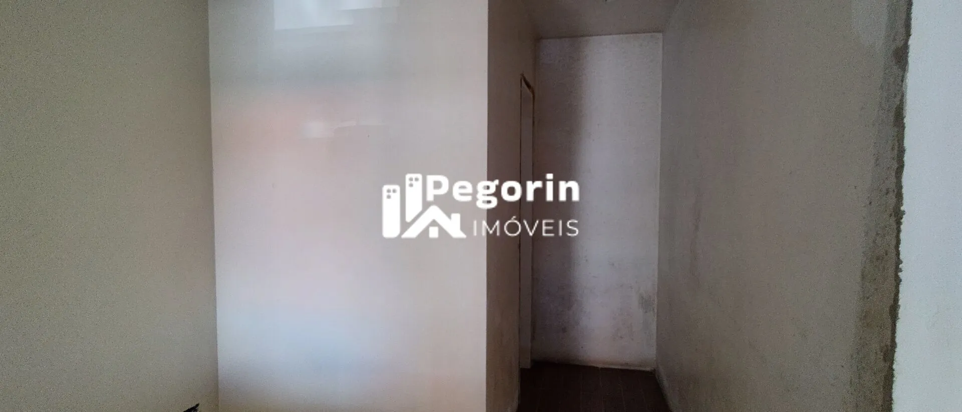 Imagem Sobrado à venda em Colombo, Palmital, com 4 quartos, 170,00m²