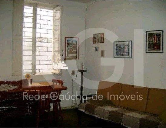 Imagem Casa para Venda - 188m², 4 dormitórios, 4 vagas - Menino Deus