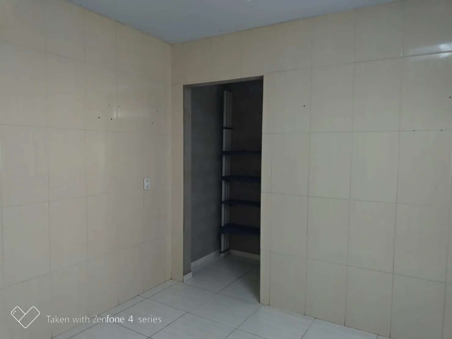 Imagem Comercial para Locação 200M², São Gonçalo, Taubaté - SP