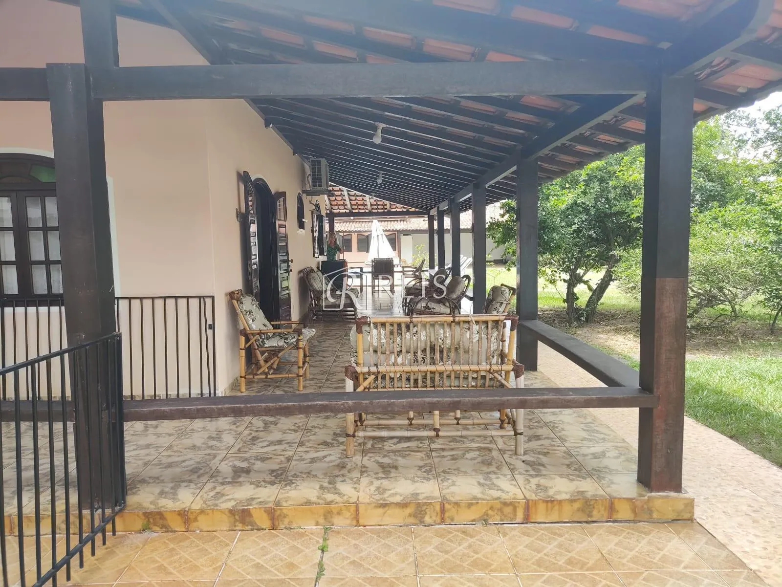 Imagem Casa para Venda em Rio das Ostras, Costazul, 5 dormitórios, 1 suíte, 3 banheiros, 4 vagas