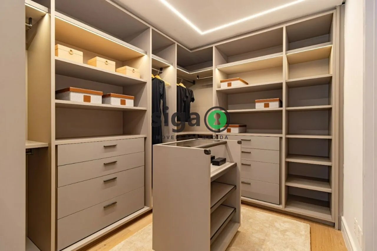 Imagem Casa em Condomínio Mobiliada para venda no Jardim Europa 03 suítes, São Paulo - SP