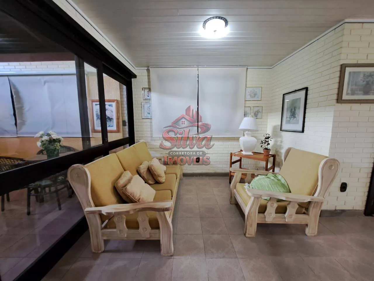 Imagem Casa alto padrão 5 dormitórios com quiosque a 300m do mar