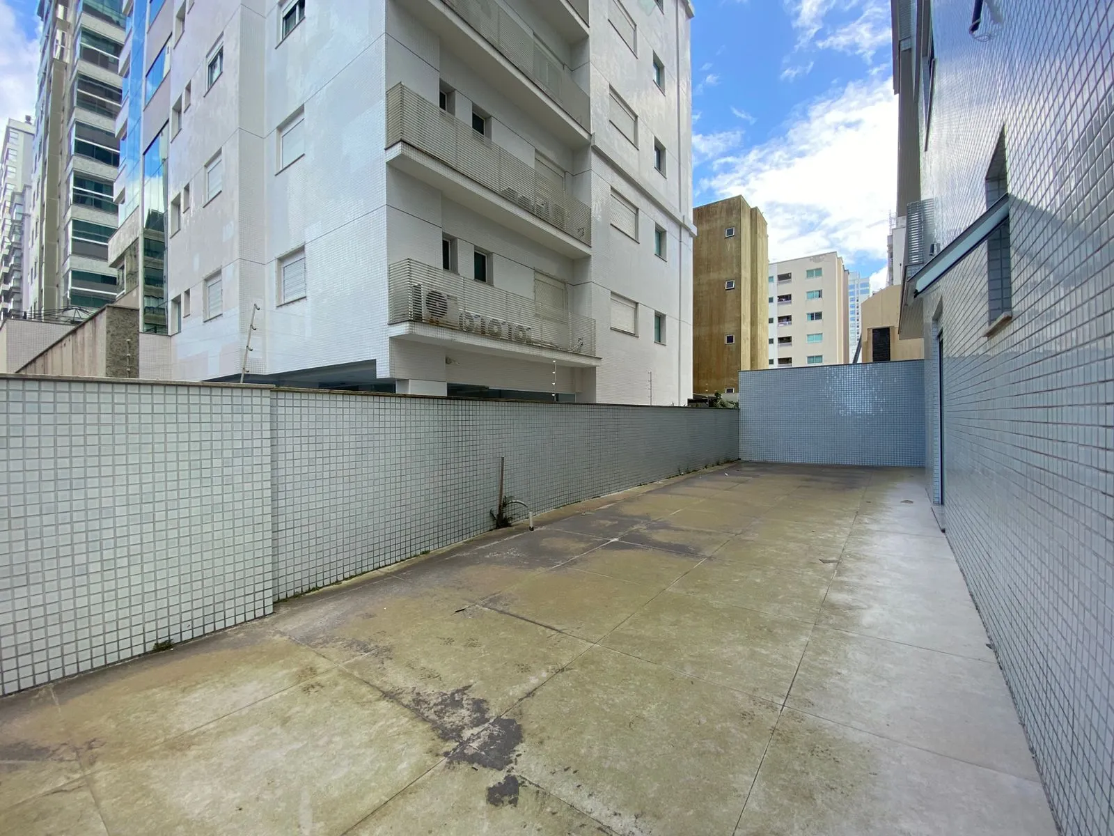 Imagem Apartamento com vista para o mar à venda com 240m2 por R$ 4.200.000,00