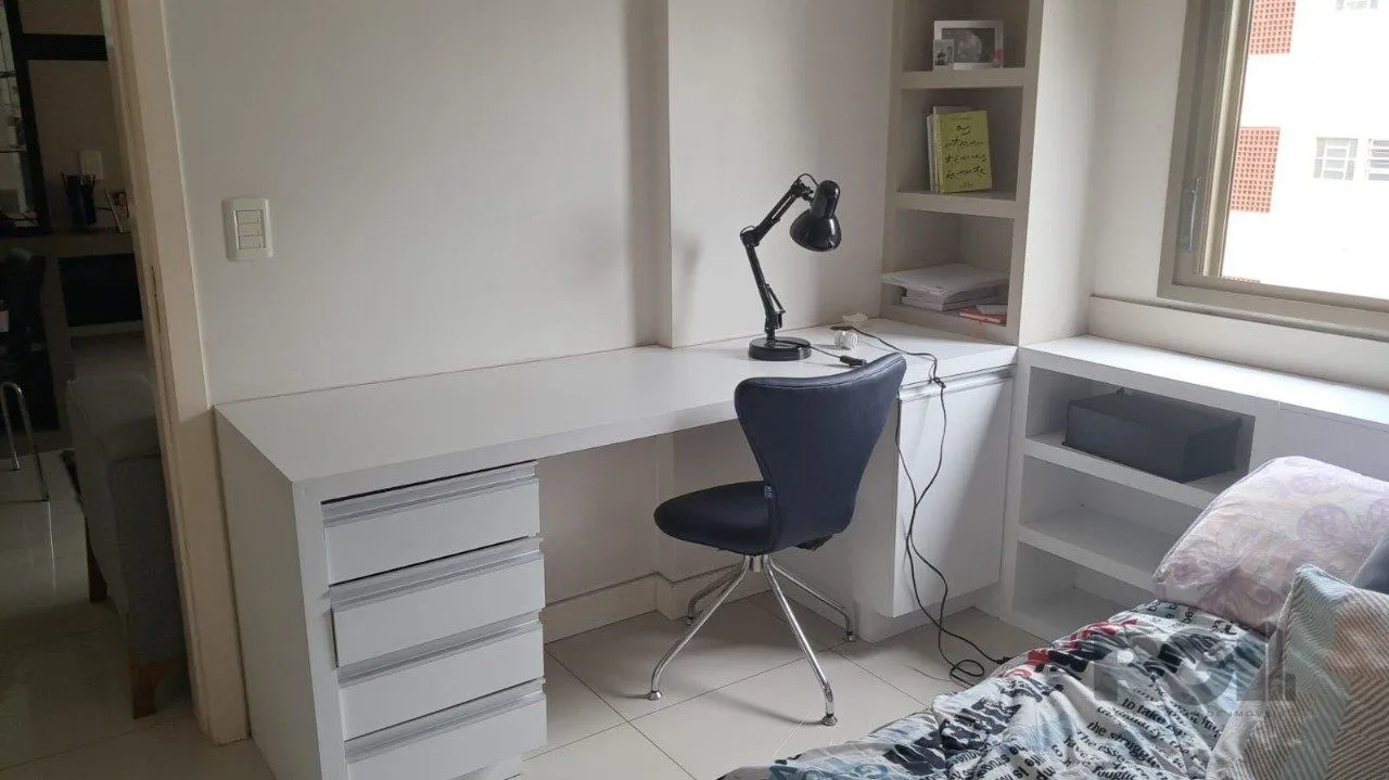 Imagem Oportunidade 1 dormitório com vaga próximo a todos os recursos do bairro.