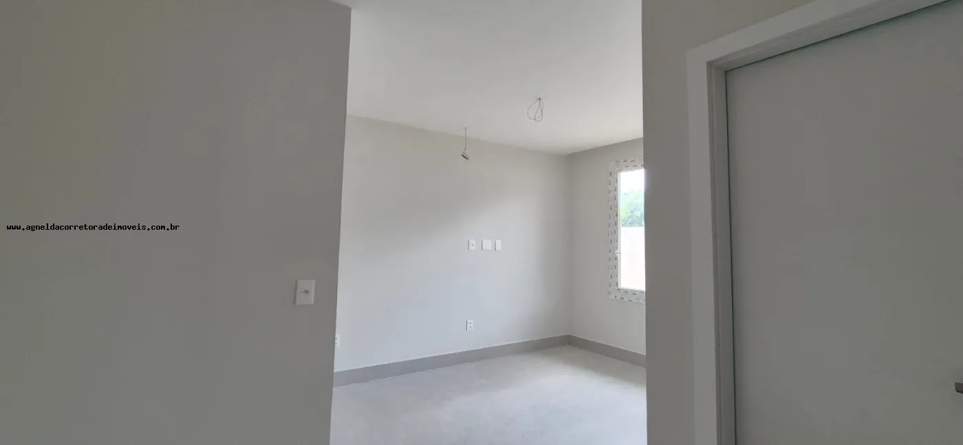 Imagem Casa em Condomínio para Venda em Parnamirim, Pium (Distrito Litoral), 3 dormitórios, 3 suítes, 4 banheiros, 4 vagas