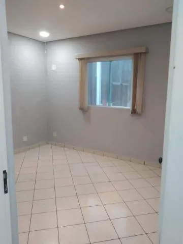 Imagem VENDA DE SALÃO COMERCIAL NO ALTO DO IPIRANGA, EM MOGI DAS CRUZES, aréa de 376m², garagem coberta e quintal com churrasqueira. CONSULTE-NOS.