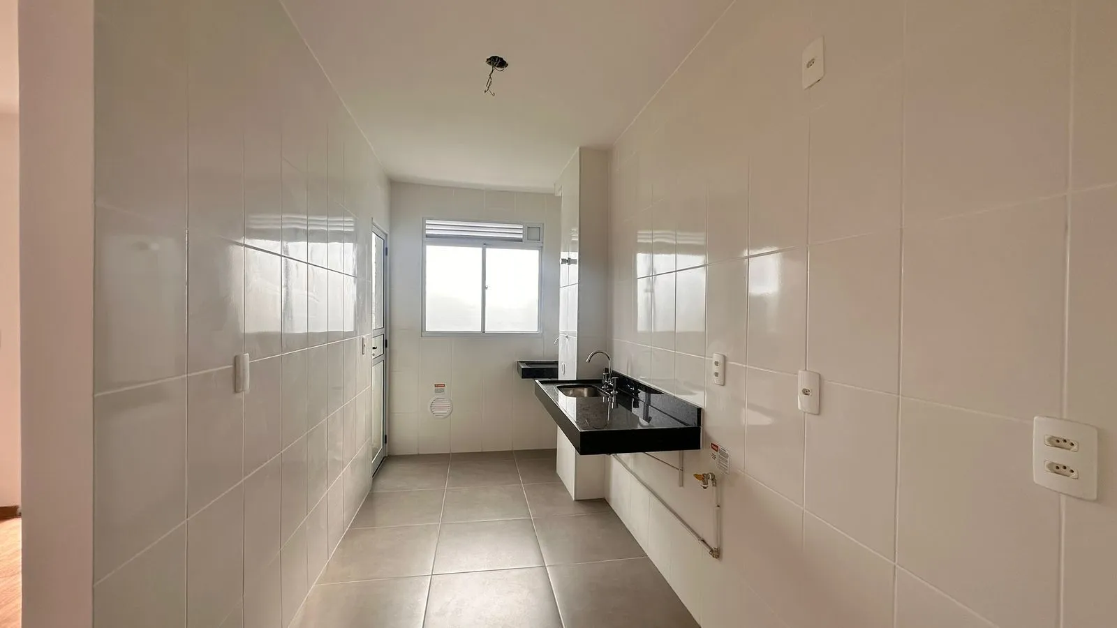 Imagem Apartamento Novo de dois dormitorios e duas vagas