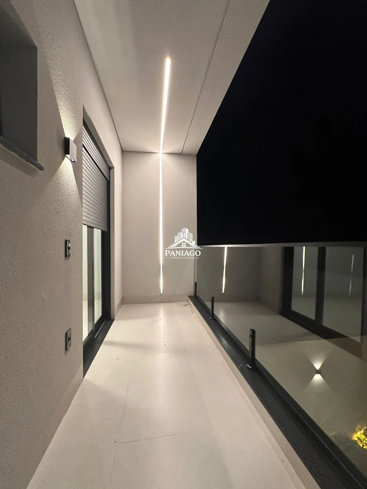 Imagem Casa à Venda no Ginco Florais Pérola | 213m² | 3 Suítes | Piscina Com Hidromassa