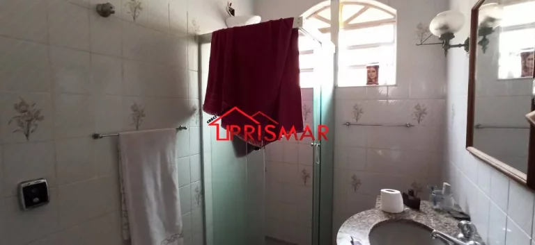 Imagem Sobrado 5 quartos no Campo Grande 2 Vagas