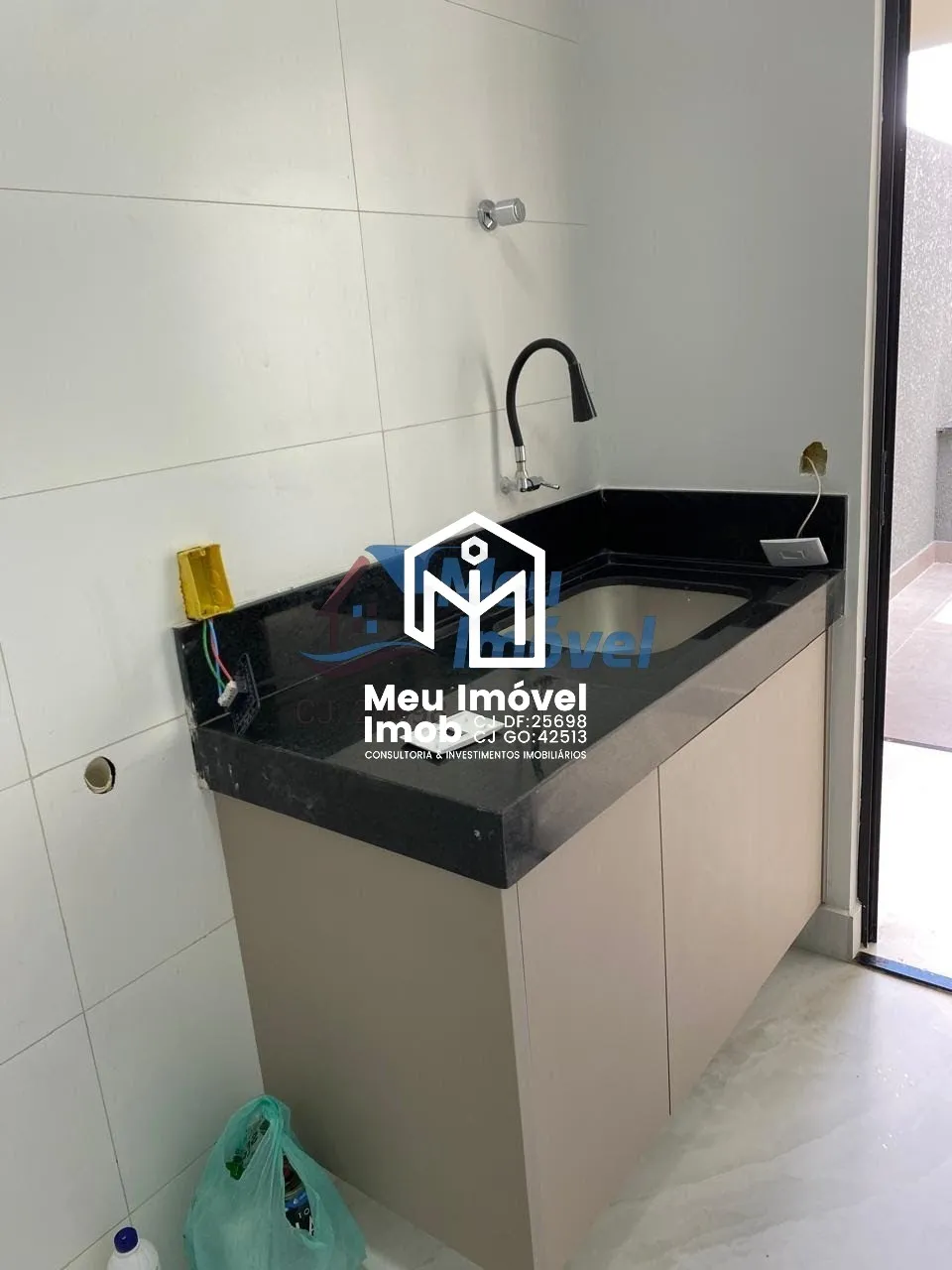 Imagem Casa 3 Quartos 3 Suítes 2 Vagas 255m² Piscina Closet