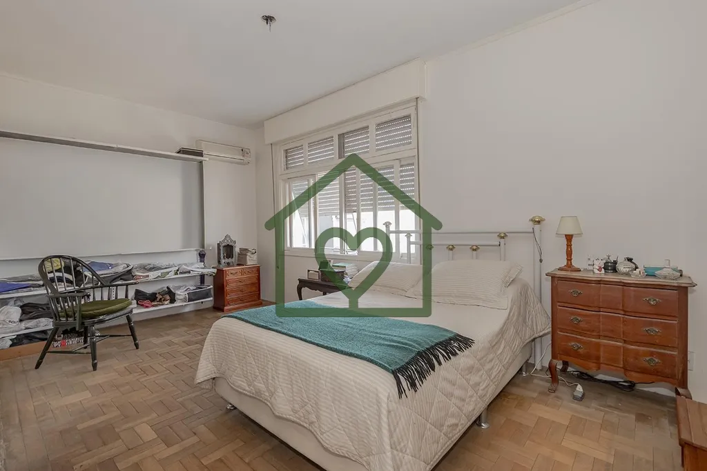 Imagem Apartamento amplo, bem iluminado e arejado com 114,10m² de área privativa muito bem distribuídos,...