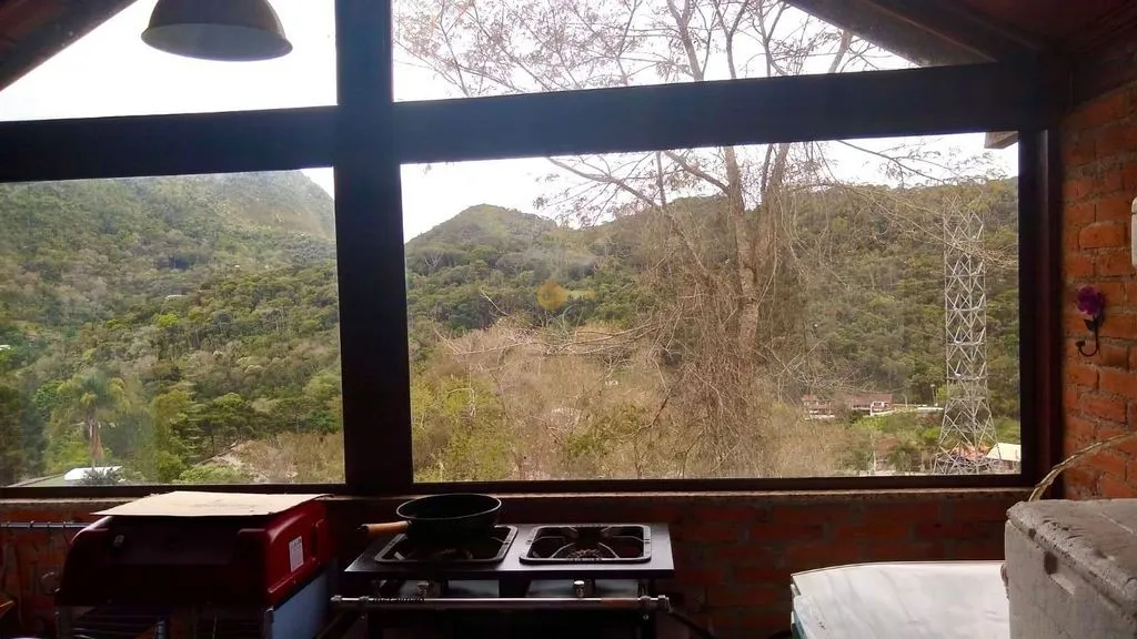 Imagem Casa em Condomínio para Venda em Teresópolis / RJ no bairro Albuquerque