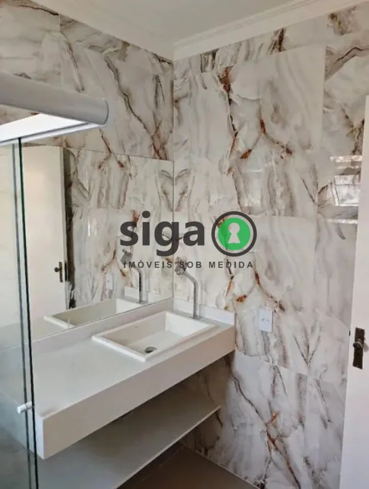 Imagem Sobrado com 3 Suítes e 2 Vagas na Vila Sônia - Conforto e Ótima Localização!