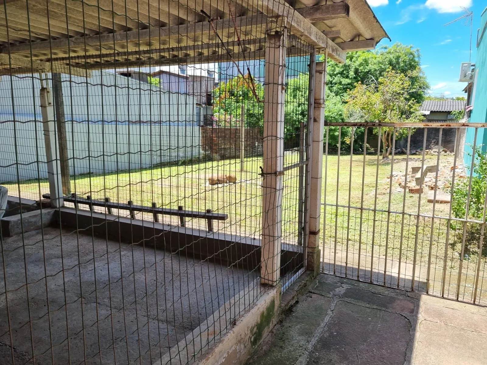 Imagem Casa / terreno 841,69 M² churrasqueira e piscina. Bairro Canudos, Novo Hamburgo