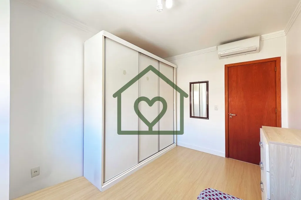 Imagem Casa completa, com lazer privativo e um conjunto de diferenciais que elevam o padrão de viver no La...