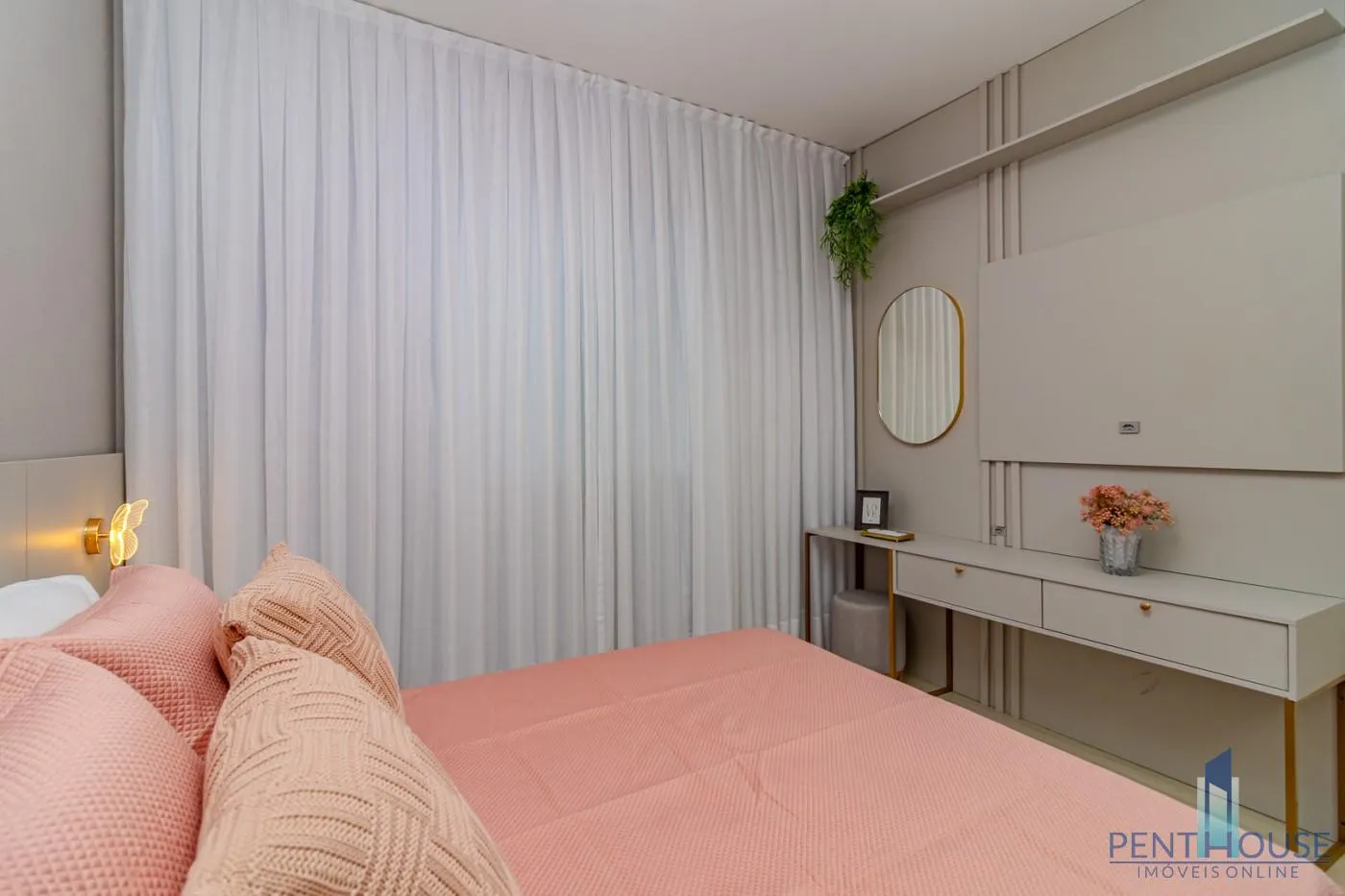 Imagem Apartamento Zona Central para Venda em Balneário Camboriú, CENTRO, 3 dormitórios, 1 suíte, 2 banheiros, 2 vagas