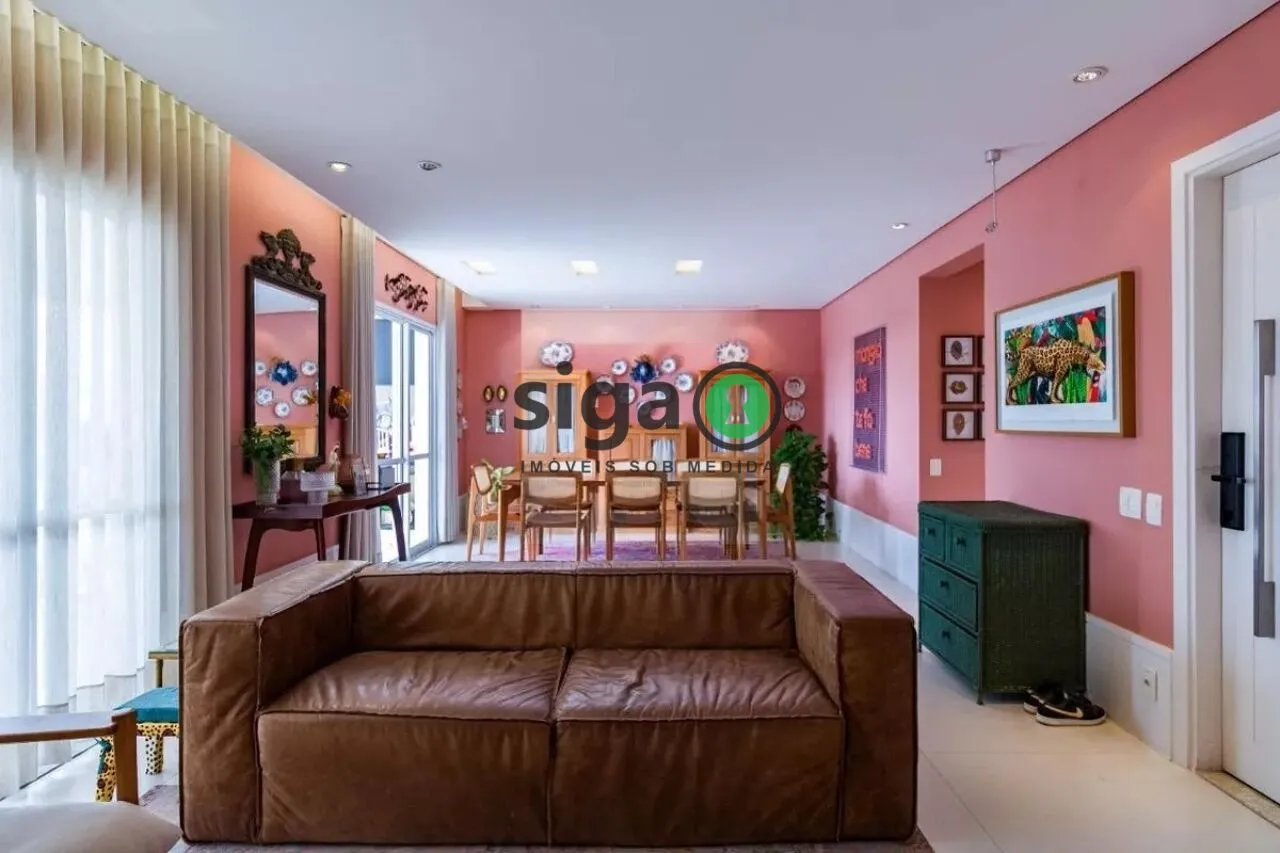 Imagem Apartamento á Venda na Vila Andrade, de 200 m, 4 quartos e 3 vagas.